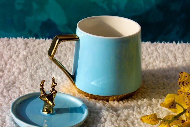 HAPPY PASTEL MUG